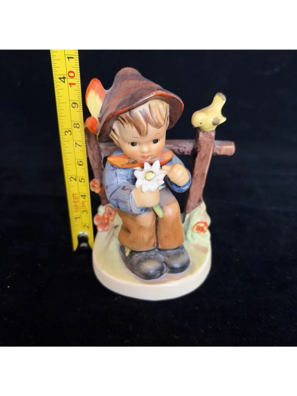 Vintage Goebel Hummel 174 She Loves Me She Loves Me Not TMK3 4.25in Figurine
